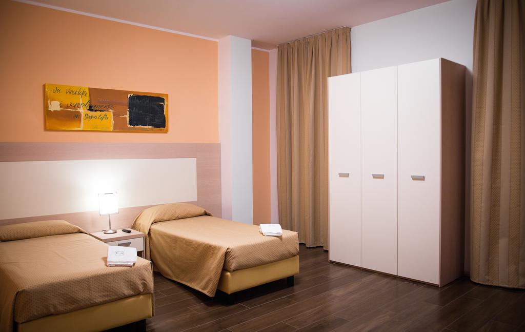 Groane Hotel Residence Cesano Maderno Værelse billede