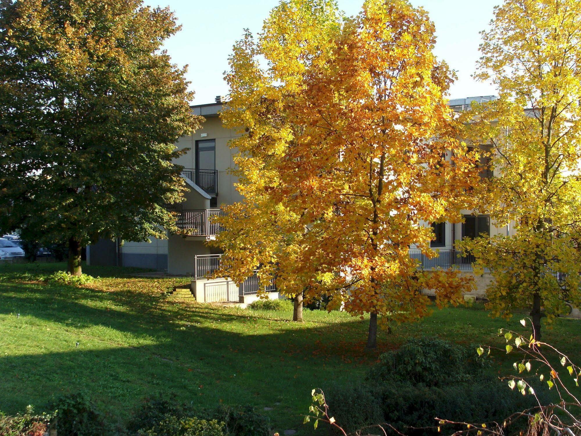 Groane Hotel Residence Cesano Maderno Eksteriør billede